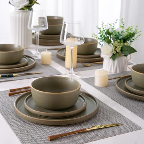 Stoneware Dinner Plates Set of 4, 10.25 Inch, Matte Glaze, Microwave and Dishwasher Safe C320815