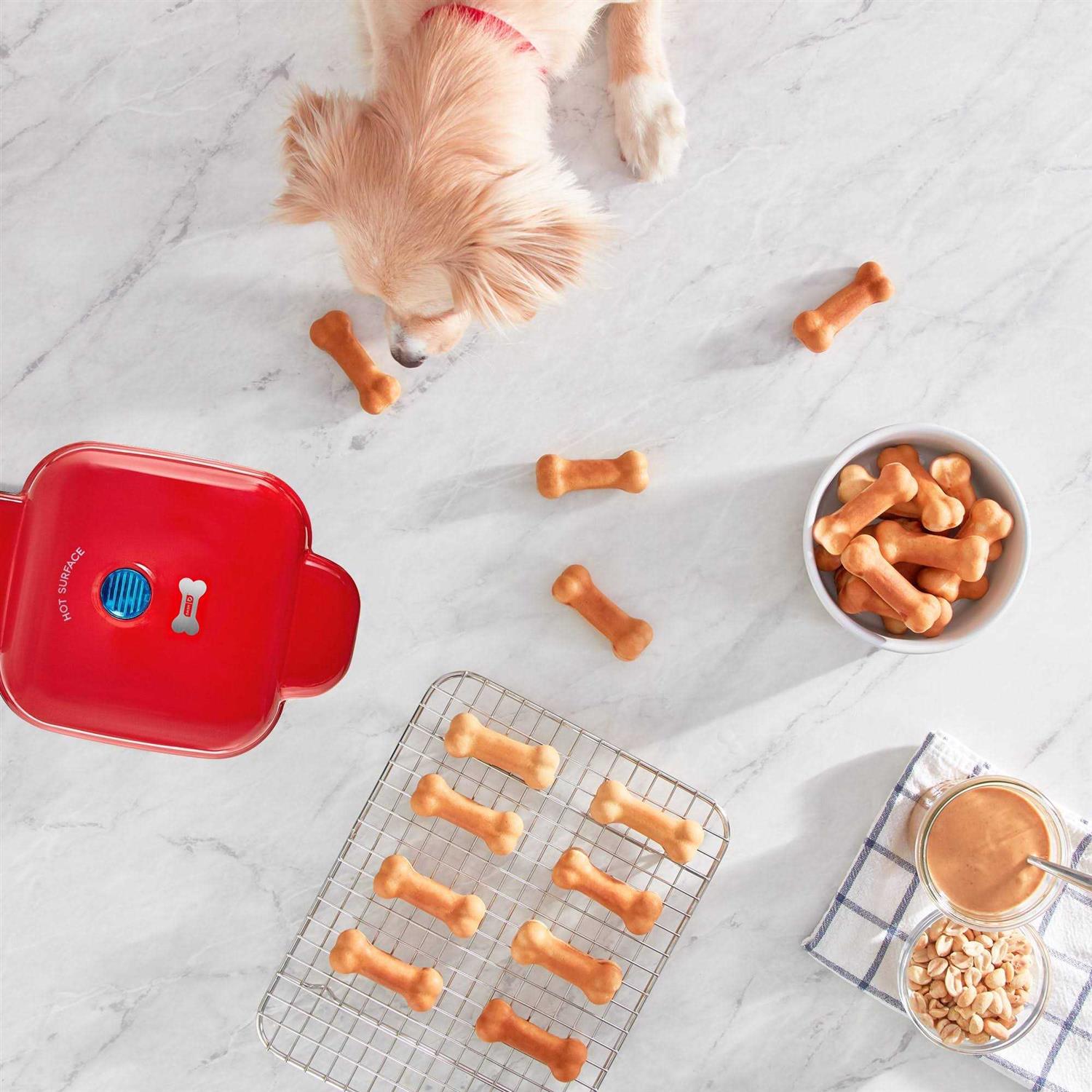 Dog Treat Maker F76073