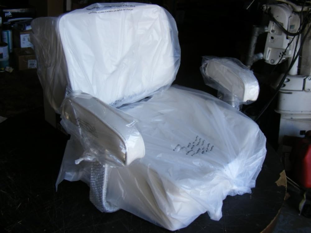 Deluxe Captain's Seat with Armrest - Off-White W3672
