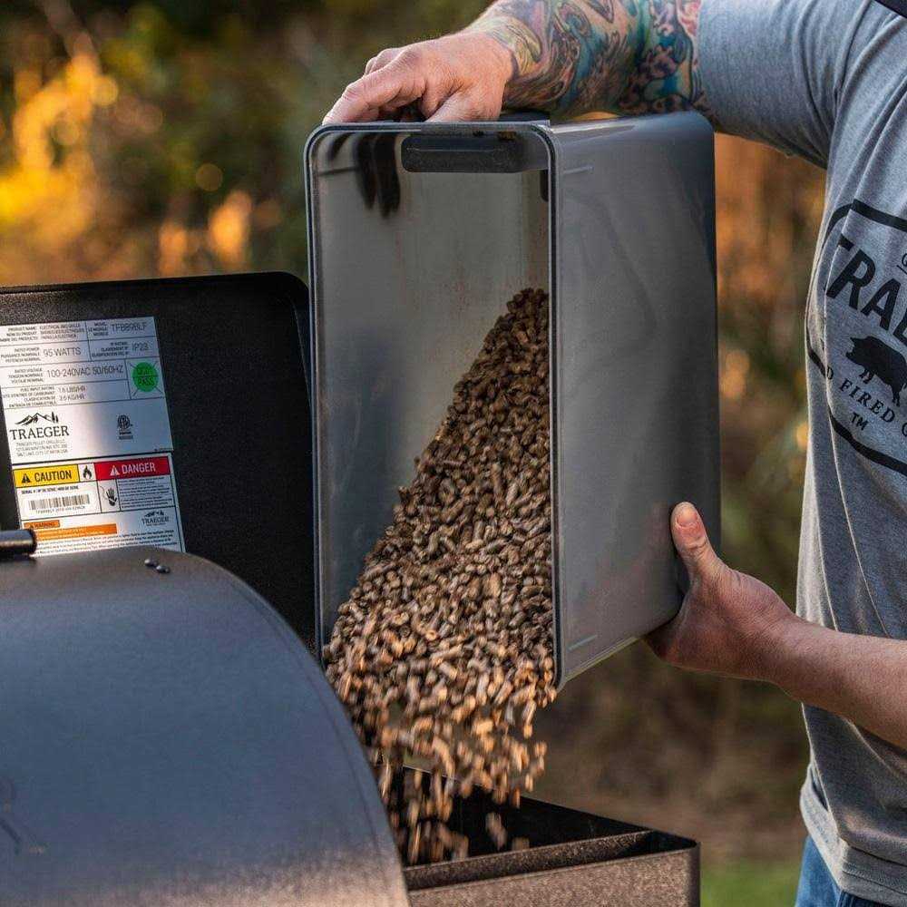 StayDry Pellet Bin & Lid A14626