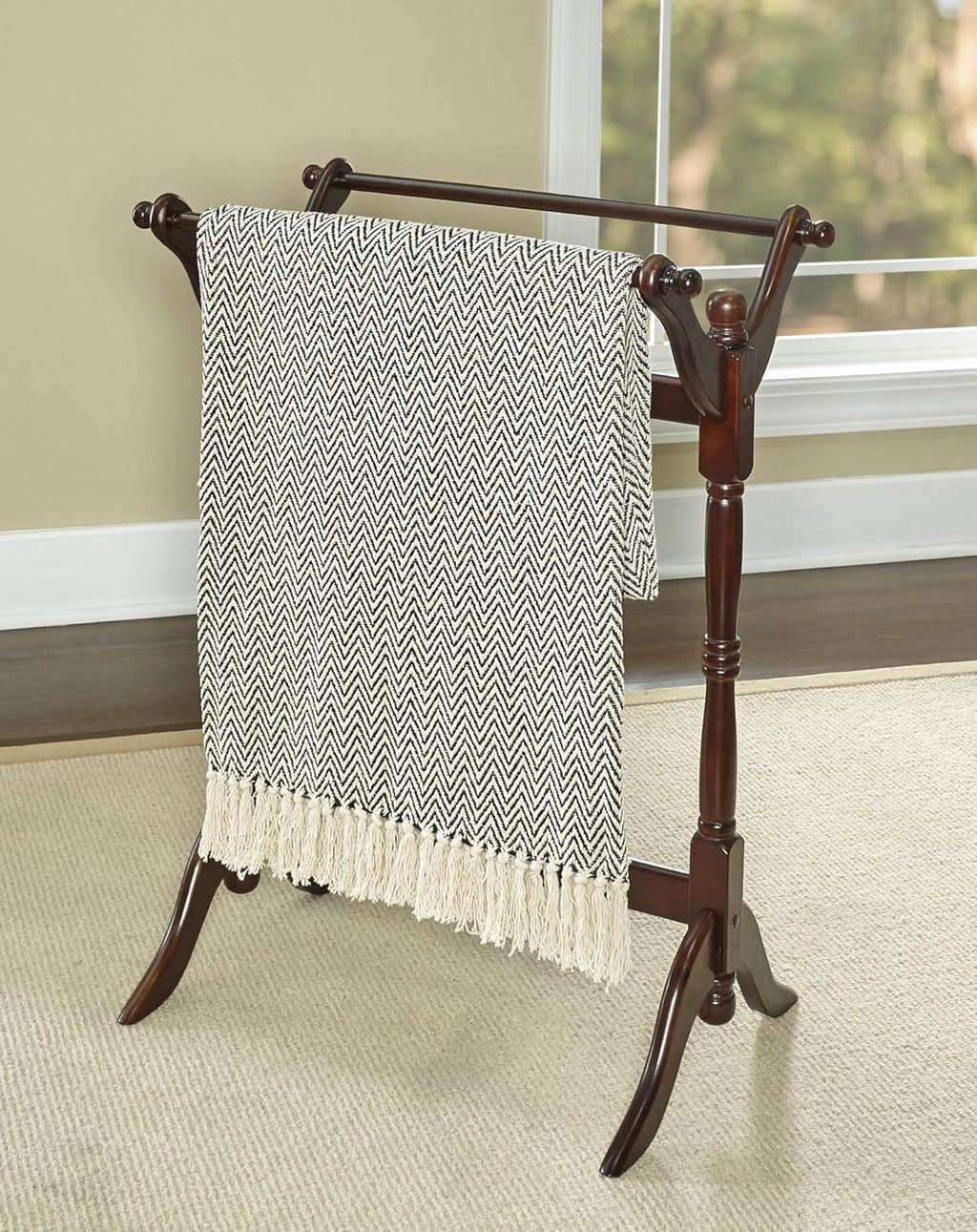 Oak Finished Blanket Quilt Rack A36121