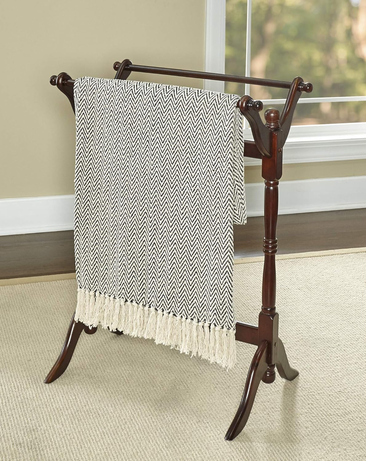 Oak Finished Blanket Quilt Rack A36121