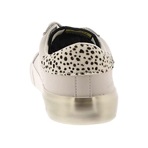 Women's Mag Sneaker A340