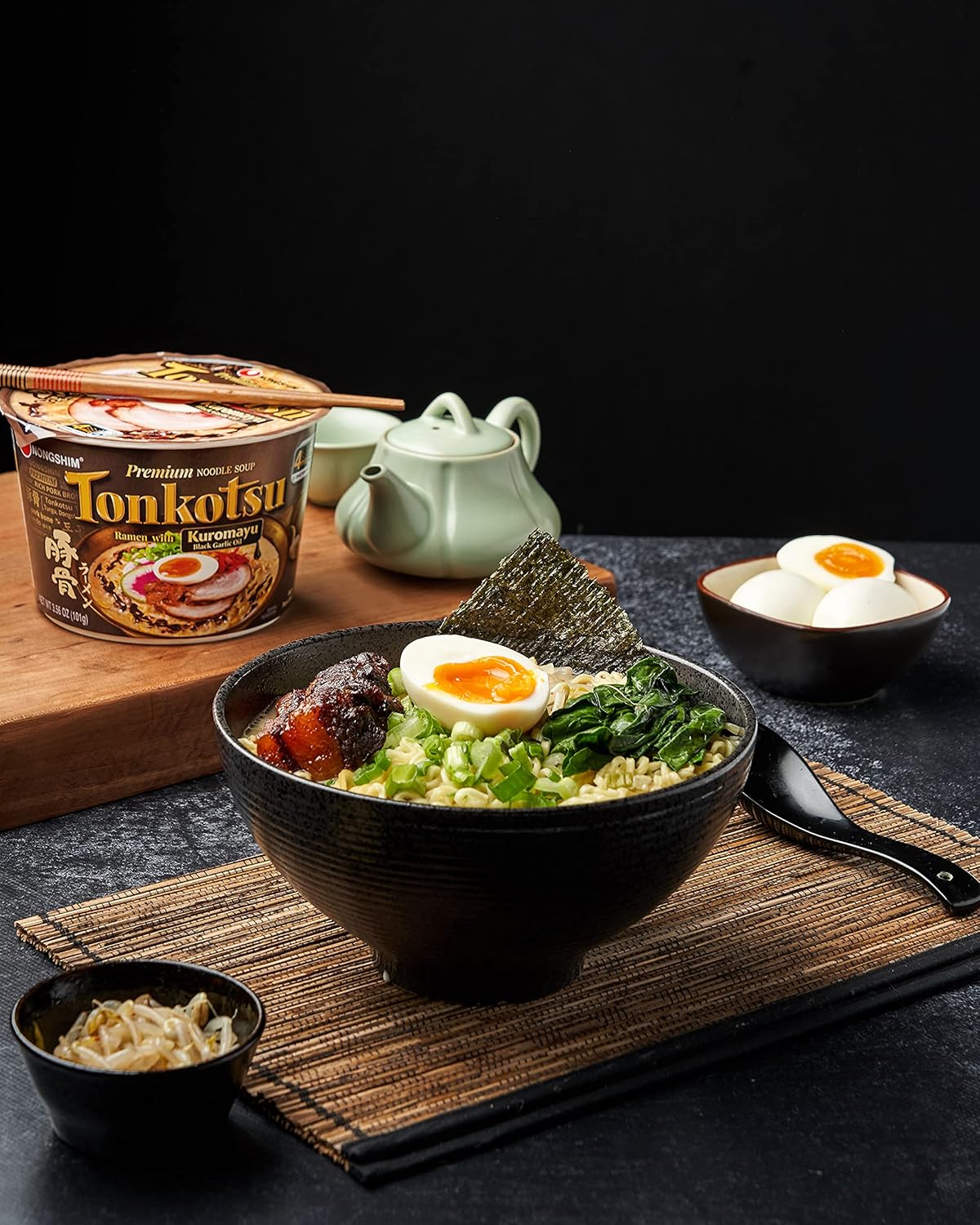 Tonkotsu Black Garlic Ramen, 6 Paper Bowls, Pack of 2 R935