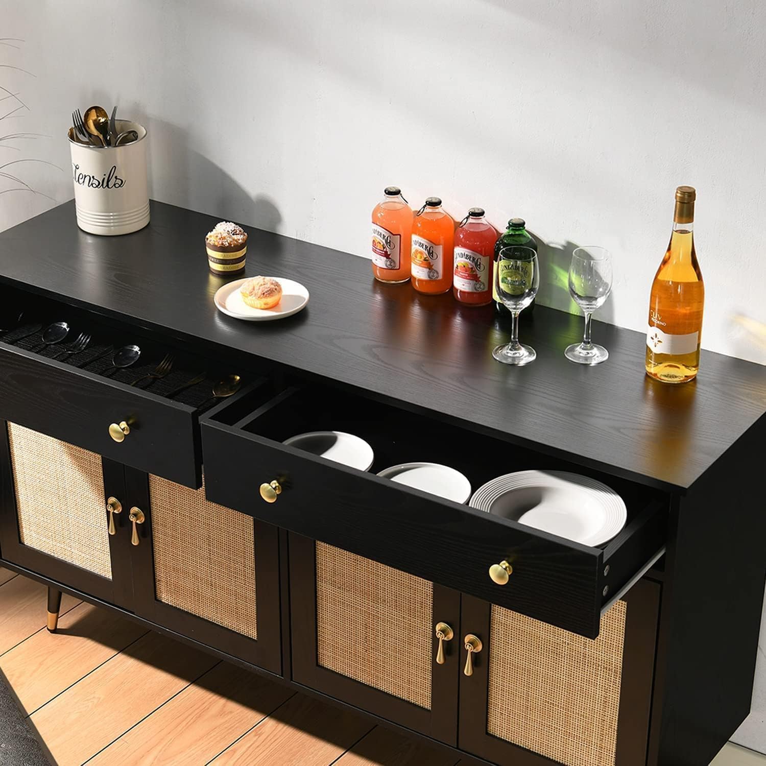Rattan Sideboard Cabinet with 4 Doors and 2 Drawers D4887