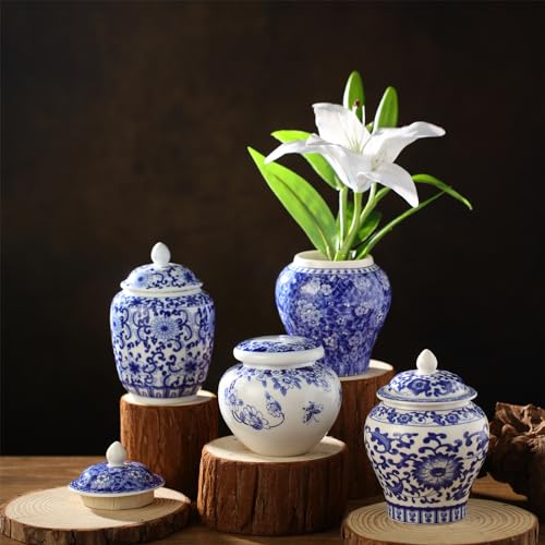 Set of 4 Small Blue and White Porcelain Vases for Tabletop Decor O5357