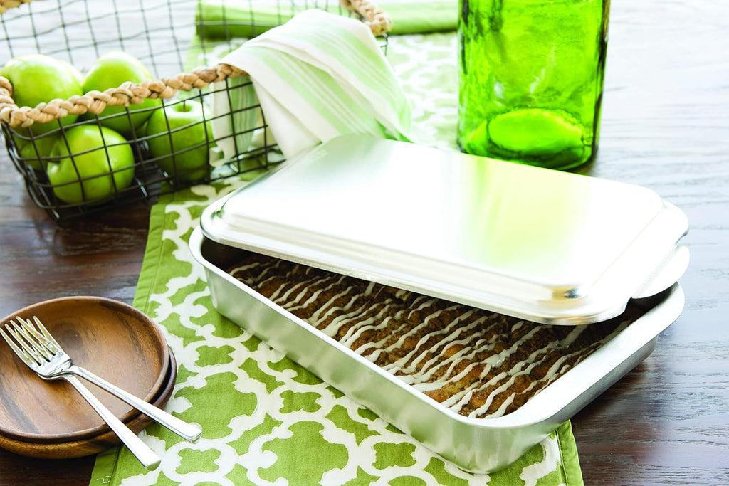 9x13 Covered Cake Pan B5978