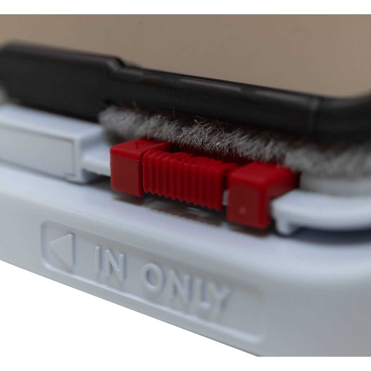 Cat Flap with Door Liner S681