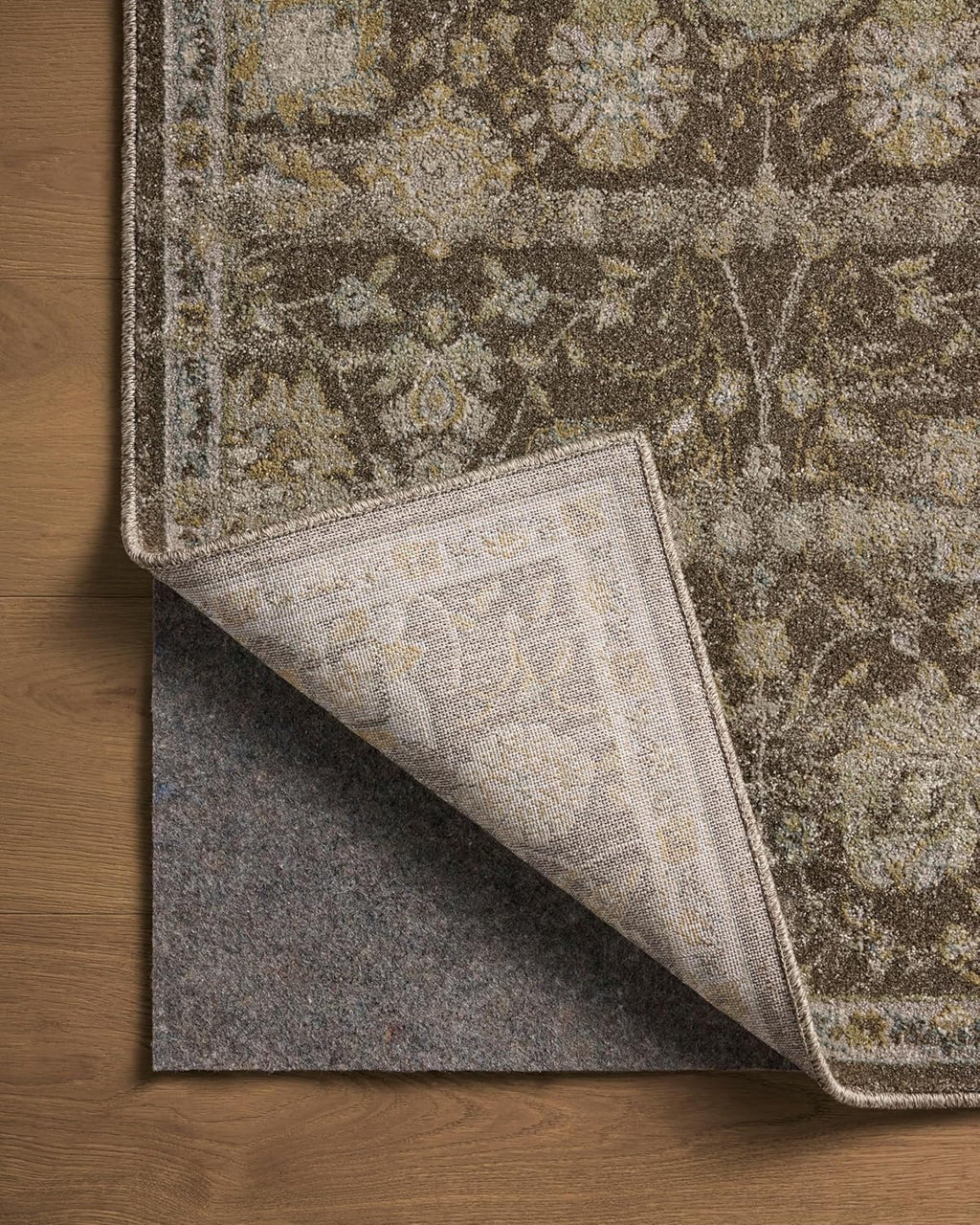 Round Area Rug 7'6" x 7'6" L346