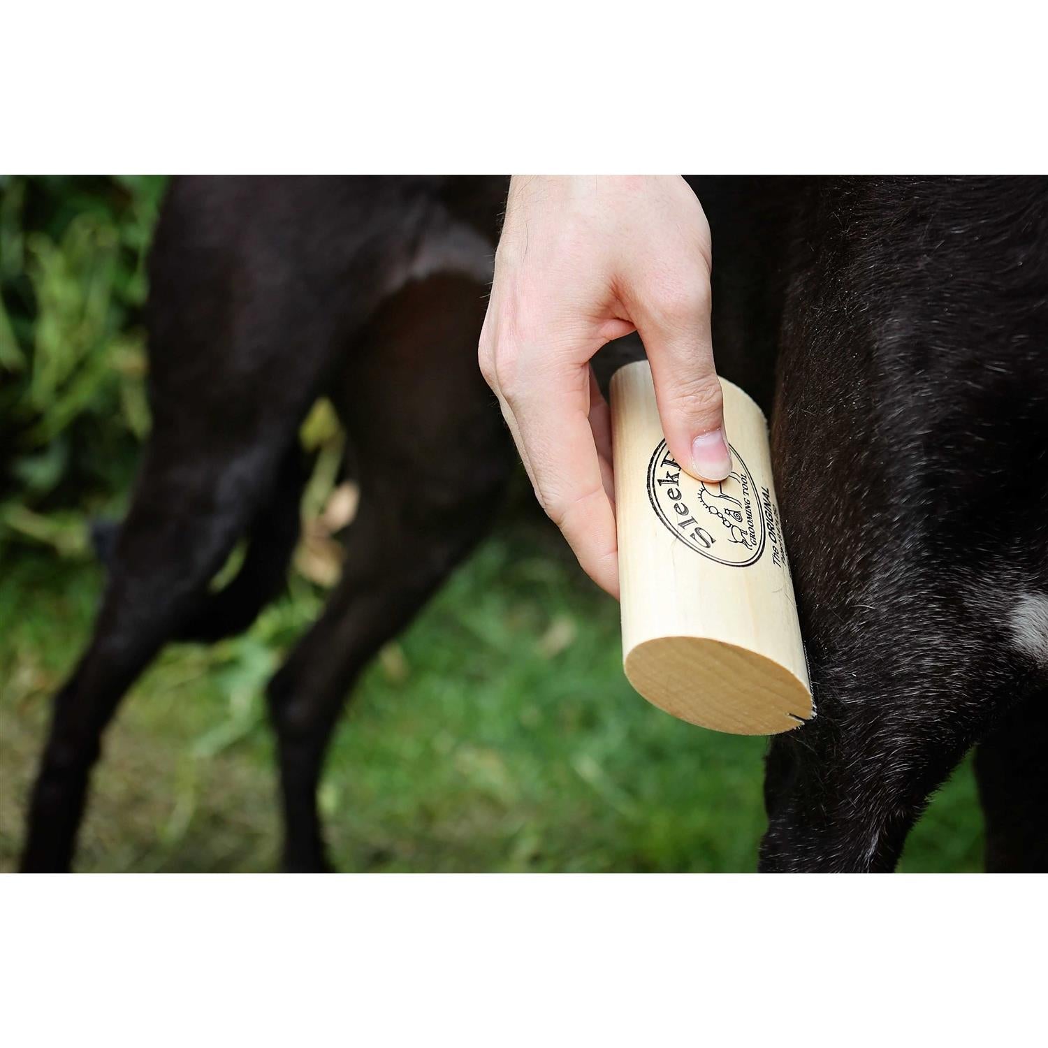 Grooming Tool for Pets L9480